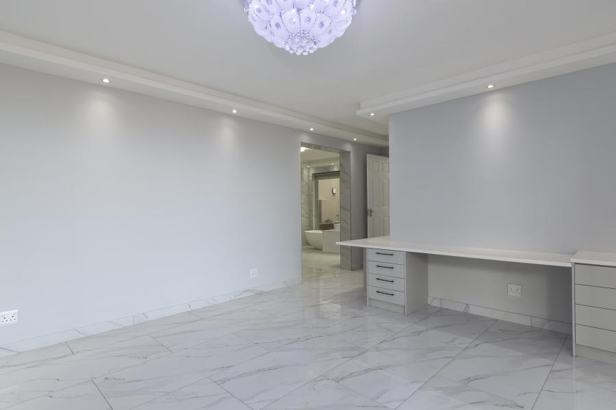4 Bedroom Property for Sale in Fairhaven Country Estate Western Cape